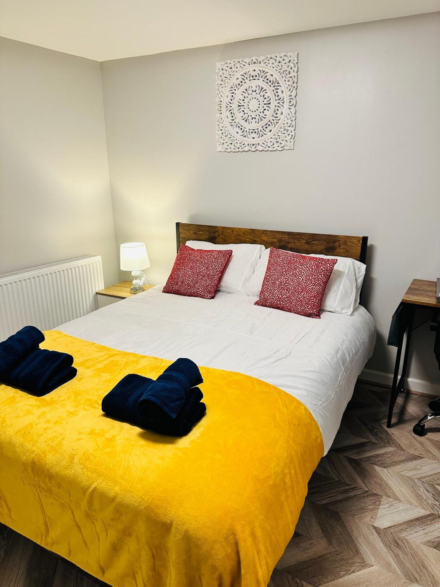 Comfy Studio Flat And Workspace Near Ashton-U-Lyne Station Stalybridge Kültér fotó